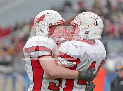 Thumbnail 2 in Farrell vs. Lackawanna Trail (PIAA 1A Championship) photogallery.