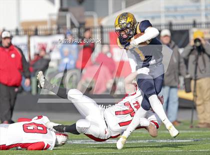 Thumbnail 2 in Farrell vs. Lackawanna Trail (PIAA 1A Championship) photogallery.