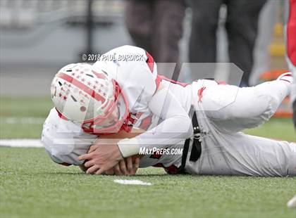 Thumbnail 3 in Farrell vs. Lackawanna Trail (PIAA 1A Championship) photogallery.