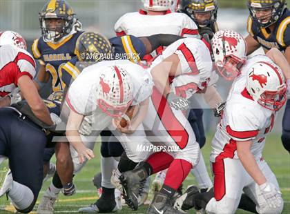 Thumbnail 1 in Farrell vs. Lackawanna Trail (PIAA 1A Championship) photogallery.