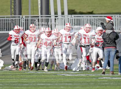 Thumbnail 3 in Farrell vs. Lackawanna Trail (PIAA 1A Championship) photogallery.