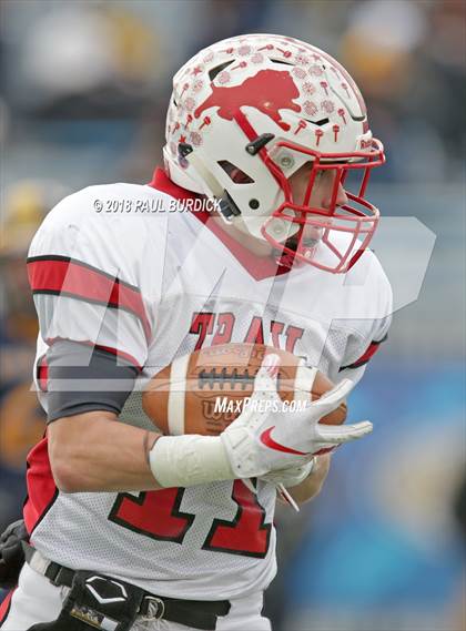 Thumbnail 3 in Farrell vs. Lackawanna Trail (PIAA 1A Championship) photogallery.