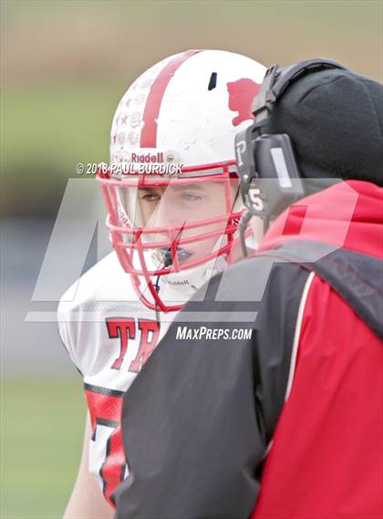 Thumbnail 2 in Farrell vs. Lackawanna Trail (PIAA 1A Championship) photogallery.