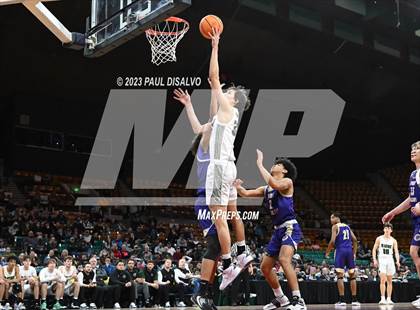 Thumbnail 3 in Fort Collins vs. Fossil Ridge (CHSAA 6A Great 8) photogallery.