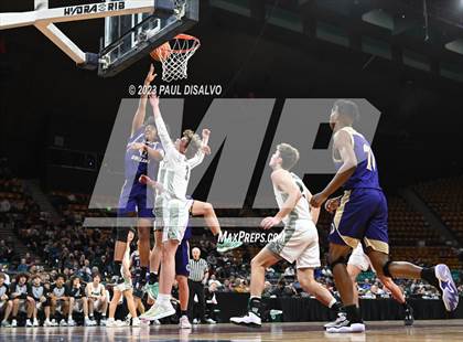 Thumbnail 2 in Fort Collins vs. Fossil Ridge (CHSAA 6A Great 8) photogallery.