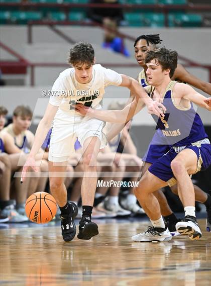 Thumbnail 1 in Fort Collins vs. Fossil Ridge (CHSAA 6A Great 8) photogallery.