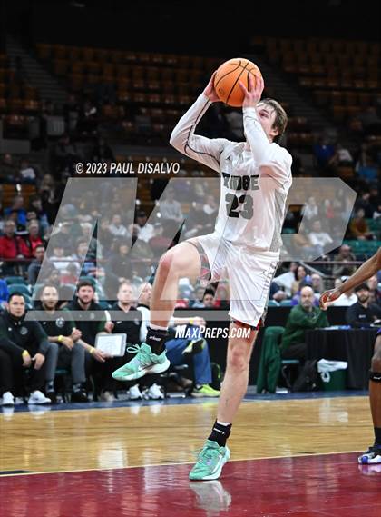 Thumbnail 2 in Fort Collins vs. Fossil Ridge (CHSAA 6A Great 8) photogallery.