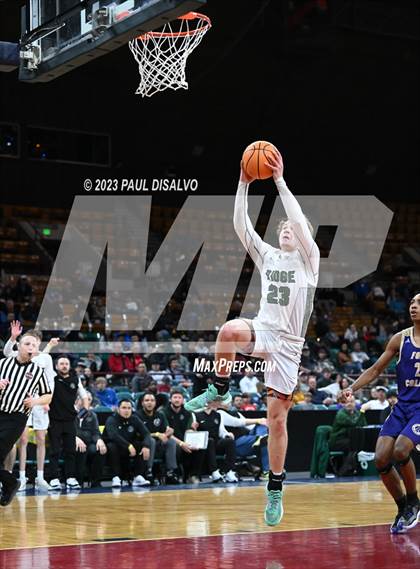 Thumbnail 3 in Fort Collins vs. Fossil Ridge (CHSAA 6A Great 8) photogallery.