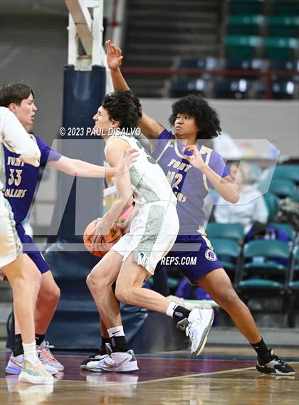 Thumbnail 3 in Fort Collins vs. Fossil Ridge (CHSAA 6A Great 8) photogallery.
