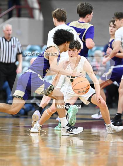 Thumbnail 2 in Fort Collins vs. Fossil Ridge (CHSAA 6A Great 8) photogallery.