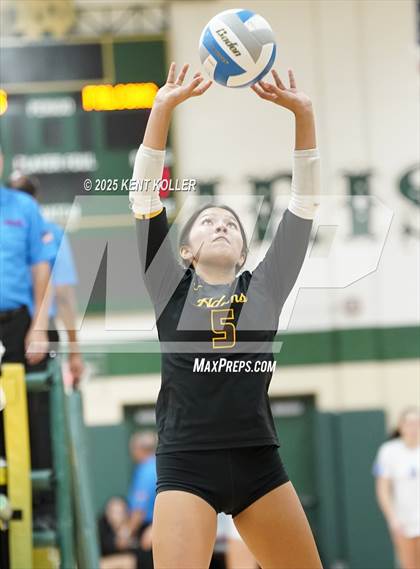 Thumbnail 2 in Adams vs. Cass Tech (Notre Dame Prep Quad) photogallery.