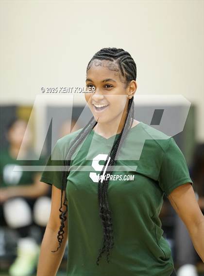 Thumbnail 3 in Adams vs. Cass Tech (Notre Dame Prep Quad) photogallery.