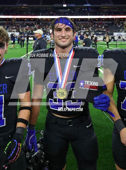 Thumbnail 1 in Woodville @ Gunter (UIL 3A Division II Football Final Medal Ceremony) photogallery.