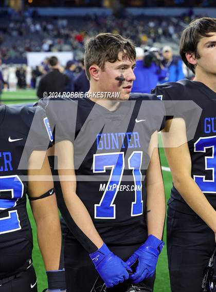 Thumbnail 1 in Woodville @ Gunter (UIL 3A Division II Football Final Medal Ceremony) photogallery.