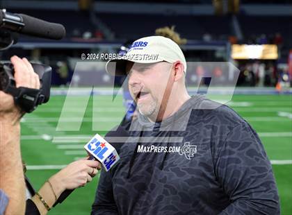 Thumbnail 2 in Woodville @ Gunter (UIL 3A Division II Football Final Medal Ceremony) photogallery.
