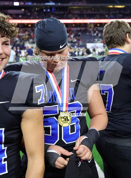 Thumbnail 1 in Woodville @ Gunter (UIL 3A Division II Football Final Medal Ceremony) photogallery.