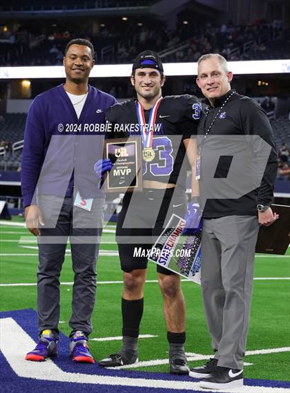 Thumbnail 2 in Woodville @ Gunter (UIL 3A Division II Football Final Medal Ceremony) photogallery.