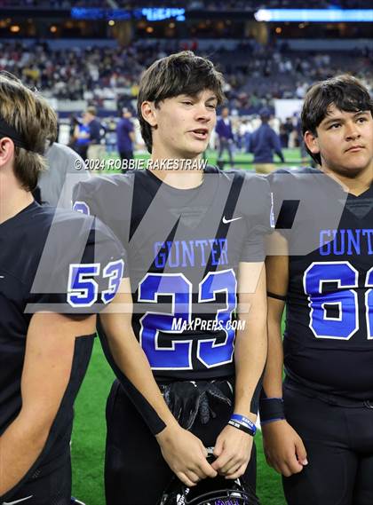 Thumbnail 2 in Woodville @ Gunter (UIL 3A Division II Football Final Medal Ceremony) photogallery.