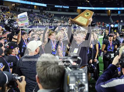 Thumbnail 1 in Woodville @ Gunter (UIL 3A Division II Football Final Medal Ceremony) photogallery.