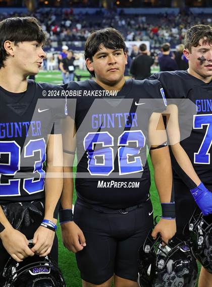 Thumbnail 3 in Woodville @ Gunter (UIL 3A Division II Football Final Medal Ceremony) photogallery.