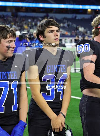 Thumbnail 2 in Woodville @ Gunter (UIL 3A Division II Football Final Medal Ceremony) photogallery.
