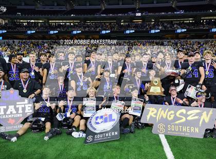Thumbnail 2 in Woodville @ Gunter (UIL 3A Division II Football Final Medal Ceremony) photogallery.
