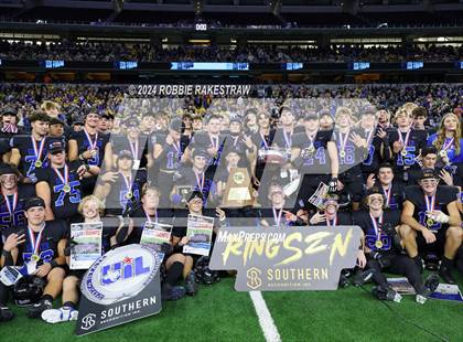 Thumbnail 1 in Woodville @ Gunter (UIL 3A Division II Football Final Medal Ceremony) photogallery.