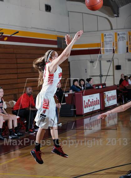 Thumbnail 3 in Hart vs. Flintridge Sacred Heart  (La Canada Tournament) photogallery.