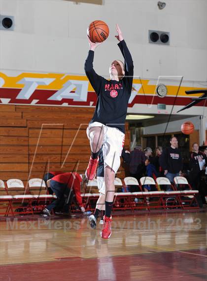 Thumbnail 3 in Hart vs. Flintridge Sacred Heart  (La Canada Tournament) photogallery.