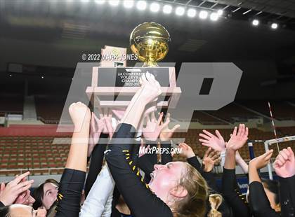 Thumbnail 3 in Phoenix Country Day vs. St. Johns (AIA 2A Finals Awards) photogallery.