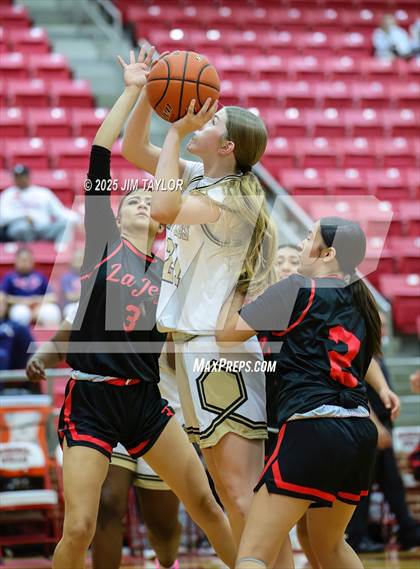 Thumbnail 1 in Jefferson vs McGregor (AutoWorld Chevrolet GMC Year-End Classic) photogallery.