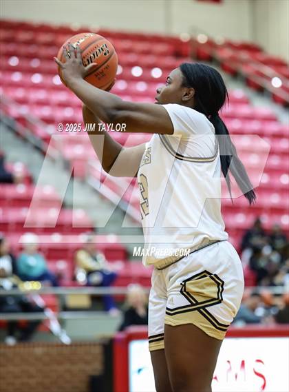 Thumbnail 3 in Jefferson vs McGregor (AutoWorld Chevrolet GMC Year-End Classic) photogallery.