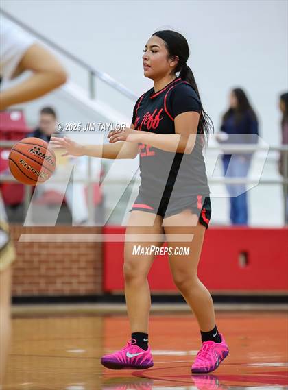 Thumbnail 1 in Jefferson vs McGregor (AutoWorld Chevrolet GMC Year-End Classic) photogallery.