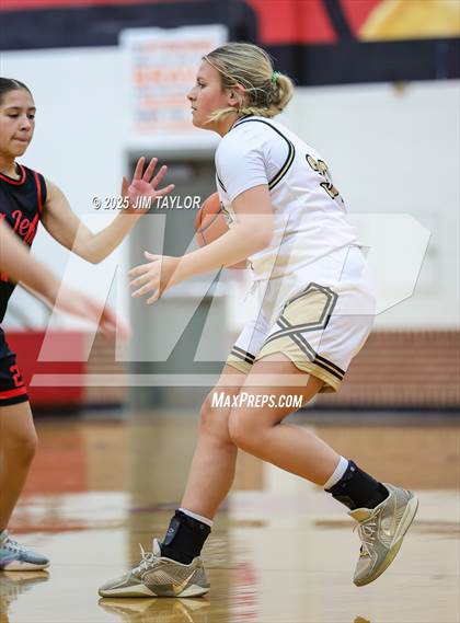 Thumbnail 3 in Jefferson vs McGregor (AutoWorld Chevrolet GMC Year-End Classic) photogallery.