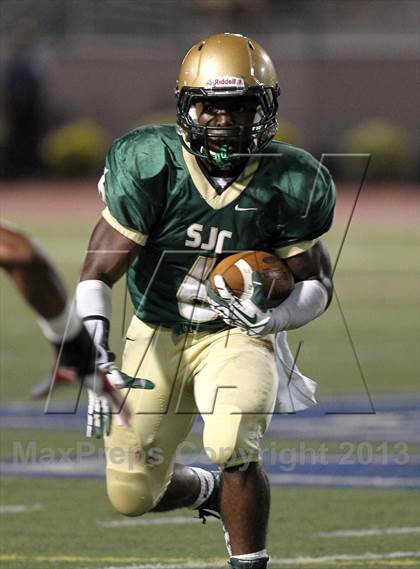 Thumbnail 2 in St. Joseph Regional vs. DeMatha (I-95 New Jersey Football Classic) photogallery.