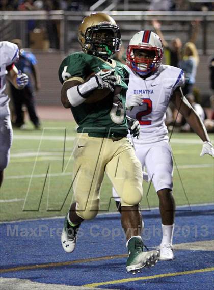 Thumbnail 3 in St. Joseph Regional vs. DeMatha (I-95 New Jersey Football Classic) photogallery.