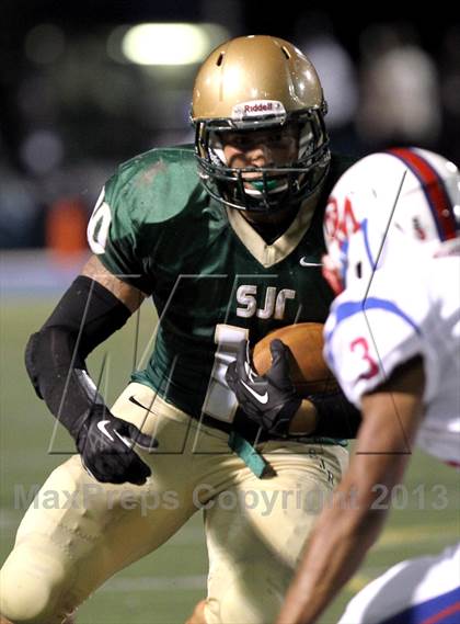Thumbnail 3 in St. Joseph Regional vs. DeMatha (I-95 New Jersey Football Classic) photogallery.