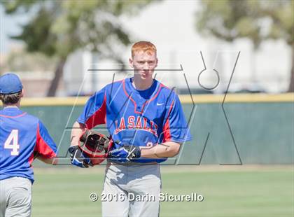 Thumbnail 3 in Highlands Ranch vs. La Salle (Coach Bob National Invitational) photogallery.