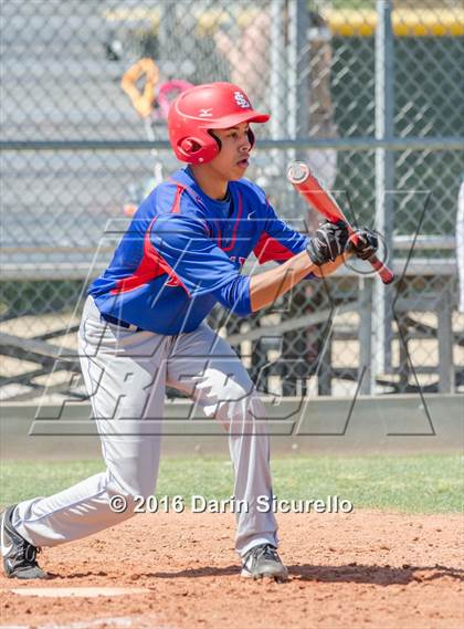 Thumbnail 1 in Highlands Ranch vs. La Salle (Coach Bob National Invitational) photogallery.