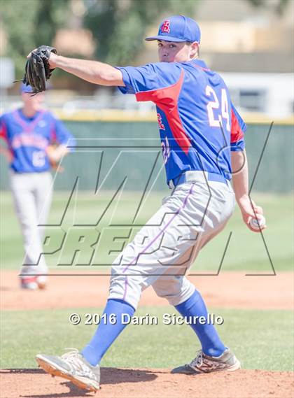 Thumbnail 1 in Highlands Ranch vs. La Salle (Coach Bob National Invitational) photogallery.