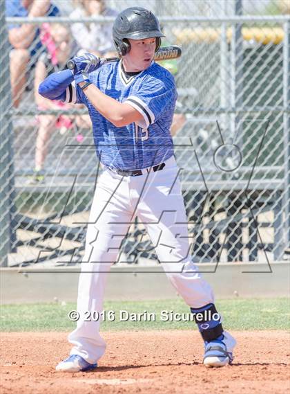 Thumbnail 3 in Highlands Ranch vs. La Salle (Coach Bob National Invitational) photogallery.