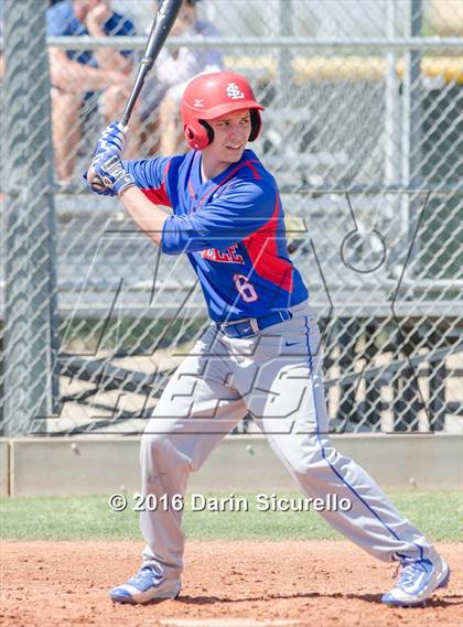Thumbnail 3 in Highlands Ranch vs. La Salle (Coach Bob National Invitational) photogallery.