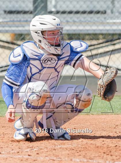 Thumbnail 1 in Highlands Ranch vs. La Salle (Coach Bob National Invitational) photogallery.