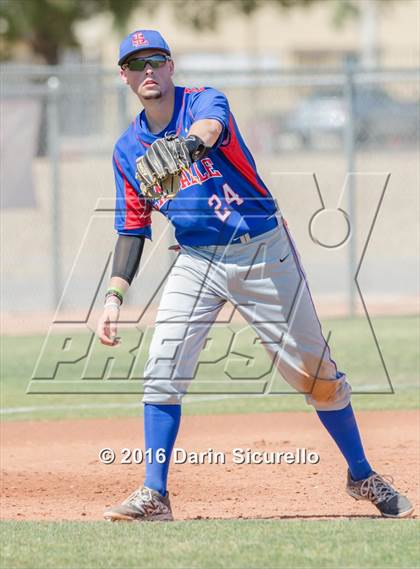Thumbnail 3 in Highlands Ranch vs. La Salle (Coach Bob National Invitational) photogallery.