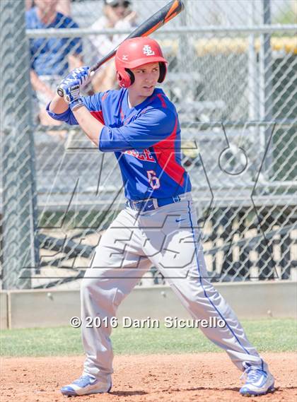 Thumbnail 2 in Highlands Ranch vs. La Salle (Coach Bob National Invitational) photogallery.