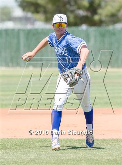 Thumbnail 3 in Highlands Ranch vs. La Salle (Coach Bob National Invitational) photogallery.