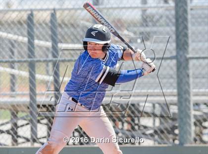 Thumbnail 3 in Highlands Ranch vs. La Salle (Coach Bob National Invitational) photogallery.