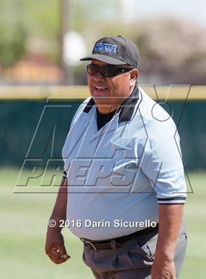 Thumbnail 1 in Highlands Ranch vs. La Salle (Coach Bob National Invitational) photogallery.