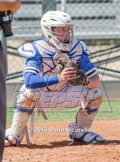 Thumbnail 2 in Highlands Ranch vs. La Salle (Coach Bob National Invitational) photogallery.