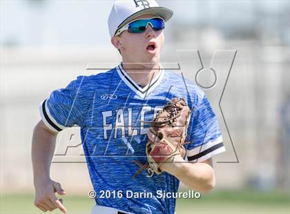 Thumbnail 3 in Highlands Ranch vs. La Salle (Coach Bob National Invitational) photogallery.